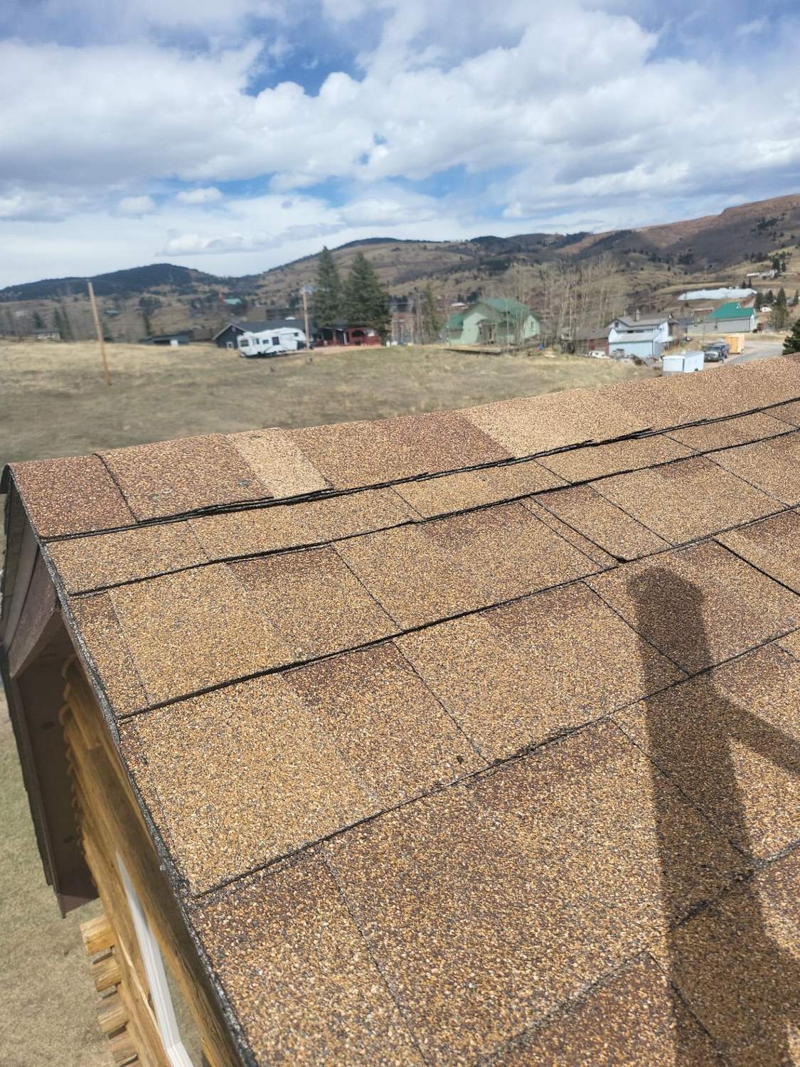 Atlas Pinnacle Impact shingle roof with a mountain view in Cripple Creek, CO