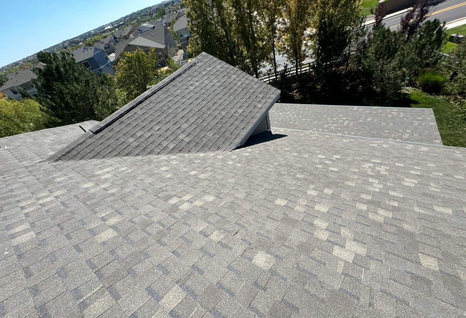 Overview of an Atlas Pinnacle Impact shingle roof in Centennial, CO