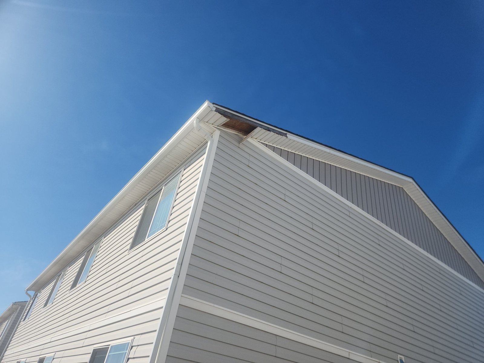 Vinyl siding gable end in Wiggins, CO